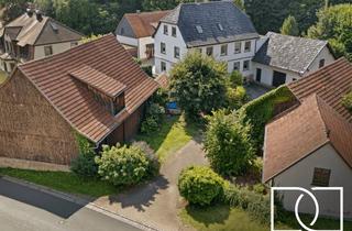 Haus kaufen in 95326 Kulmbach, 1.680m² Grundstücksfläche! Gepflegtes Landhaus mit zahlreichen Nebengebäuden in ruhiger Lage