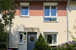 Reihenhaus kaufen in 63452 Hanau, Familienfreundliches Reihenhaus mit ausgebautem Dachgeschoss und Garten