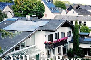 Haus kaufen in Schulstraße, 56357 Berg, Repräsentatives Wohnanwesen mit Indoor-Pool, Wärmepumpe & Garten in Berg