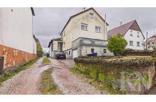 Haus kaufen in 66571 Eppelborn, Freistehend! Großzügiges Ein,- bis Zweifamilienhaus in Wiesbach