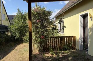 Haus kaufen in 64390 Erzhausen, Familienglück mit Zukunft: Ihre Gelegenheit als 2-Familien-, Mehrgenerationenhaus oder Investment!