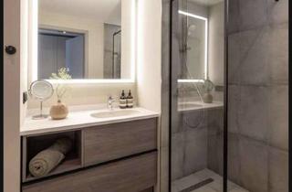 Immobilie mieten in Kreutzigerstraße 14, 10247 Friedrichshain, Möbliertes Design-Studio in Friedrichshain mit EBK, Balkon, luxuriösem Bad