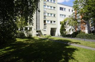 Wohnung kaufen in Ostpreußendamm 77b, 12207 Lichterfelde, Bezugsfreie 2-Zimmer-Wohnung mit Balkon und neuer EBK