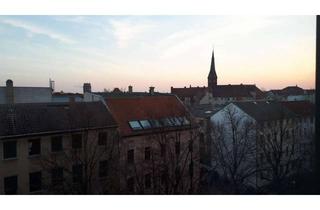 Wohnung mieten in Thomasiusstr. 35, 06110 Halle, Stilvolle Altbau-Dachgeschoss 2-Zimmerwohnung mit Weitblick
