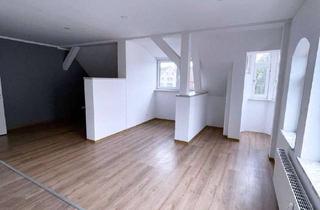 Wohnung mieten in Am Marktplatz, 31552 Apelern, Sanierte 3 Zimmer Altbau-Wohnung 120 qm im Herzen von Apelern