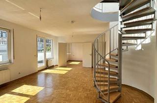 Wohnung mieten in 70178 Mitte, 360-Grad-Dachterrasse über den Dächern: 4-Zimmer-Oase in Stuttgarter Bestlage