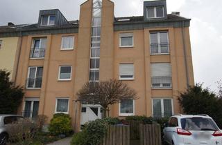 Wohnung mieten in Vom-Stein-Str. 40, 53879 Euskirchen, Nur schriftliche Bewerbungen - Dachgeschosswohnung mit fantastischem Ausblick