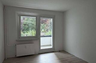Wohnung mieten in Havelländer Ring 57, 12629 Hellersdorf, Single-Apartment mit Balkon - nur für EINE Person!