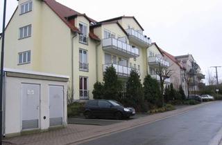 Wohnung mieten in Am Beerberg, 99092 Frienstedt, schöne 2-Zimmerwohnung mit Tageslichtbad und Balkon zu vermieten