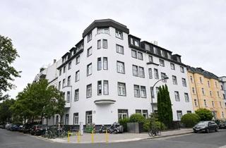 Penthouse mieten in 40476 Golzheim, Stilvolle Penthouse Maisonette Wohnung in beliebter Lage von Golzheim * Aufzug * Klima * Kamin * EBK