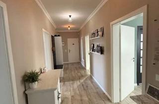 Wohnung mieten in 42551 Velbert, Großzügige 4-Zimmer-Wohnung mit Einbauküche