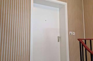 Wohnung mieten in Lindenweg, 82194 Gröbenzell, Helle 3-Zimmer-Dachgeschosswohnung mit großer West-Dachterrasse in zentraler und ruhiger Lage