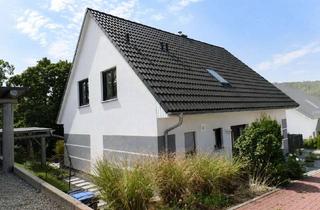 Haus kaufen in 61276 Weilrod, Exklusives, junges A+ Zuhause: Moderner Wohnkomfort in idyllischer Feldrandlage