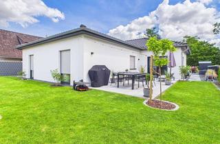 Einfamilienhaus kaufen in 31535 Neustadt, Neuwertiges Design-Einfamilienhaus: Stilvoller Bungalow in ruhiger Hinterlandlage!