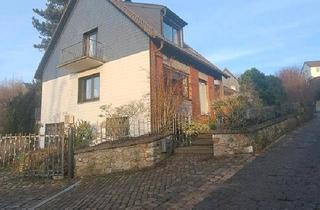 Einfamilienhaus kaufen in 52222 Stolberg, Stolberg (Rheinland) - Einfamilienhaus mit großem Garten in Stolbergs Altstadt