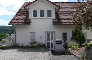 Wohnung kaufen in 57080 Siegen, 2-Zimmer Wohnung mit Terrasse in Eisern