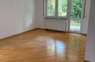 Wohnung kaufen in Alte Holzhäuser Straße 74, 73066 Uhingen, Provisionsfrei: Helle 3-Zimmer-Wohnung mit Terrasse & TG in Uhingen