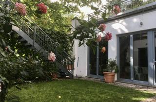 Wohnung kaufen in Wolliner Strasse, 10435 Mitte, Maisonette with Private Garden in Berlin Mitte