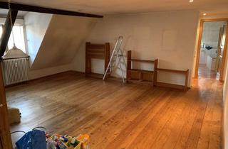 Wohnung mieten in 72631 Aichtal, Attraktive 3-Zimmer-Altbauwohnung mit Balkon und Einbauküche in Aichtal-Grötzingen