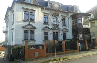 Wohnung mieten in Coschützer Straße, 01187 Plauen, Sonnige Erdgeschosswohnung mit Terrasse; Uni-Nähe, WG tauglich, EBK