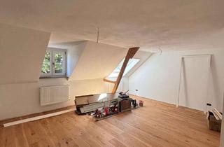 Wohnung mieten in 85659 Forstern, Erstbezug nach Kernsanierung, Dachgeschoss-Wohnung in Forstern: 3-Zimmer