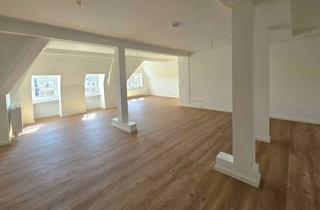 Wohnung mieten in Bahnhofstraße 49, 03046 Cottbus, Lichtdurchflutete Dachgeschosswohnung im Herzen von Cottbus