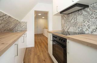 Wohnung mieten in Lübecker Straße 66, 23795 Bad Segeberg, Erstbezug nach Vollsanierung: DG-Wohnung mit Einbauküche, Terrasse und Garten