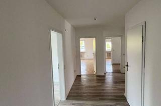 Wohnung mieten in Chemnitzer Straße, 72469 Meßstetten, Wohnen mit Charakter: Geräumige 4-Zimmer-Wohnung in Meßstetten
