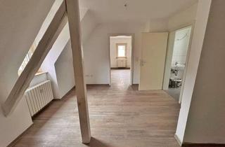 Wohnung mieten in 58455 Witten, Schöne renovierte 2,5 Zimmer Dachgeschosswohnung mit Gemeinschaftsgarten