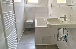 Wohnung mieten in 46119 Klosterhardt-Nord, Traumhafte sanierte 3,5 Zimmerwohnung mit Balkon und Garten