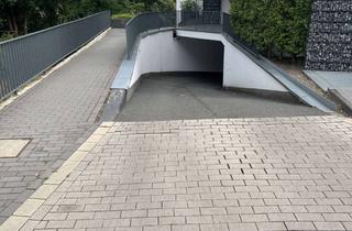 Garagen mieten in Am Ruhrstein 33, 45133 Bredeney, Stellplatz Tiefgarage in Essen Bredeney, Wallbox