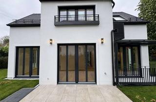 Einfamilienhaus kaufen in Reginpertstraße 2a, 82166 Gräfelfing, MODERN CLASSIC – Exklusives Einfamilienhaus in Bestlage Villenkolonie Gräfelfing