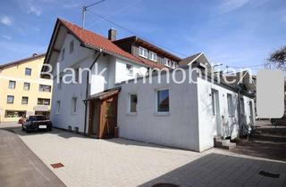 Mehrfamilienhaus kaufen in 87474 Buchenberg, Mehrfamilienhaus + viele Möglichkeiten: Mehrere Parteien mit Garagen provisionsfrei zu verkaufen!