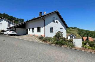 Einfamilienhaus kaufen in 77876 Kappelrodeck, Einfamilienhaus mit Traumaussicht! Großes EFH mit Einliegerwohnung , Garten und Garage.