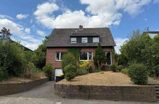 Haus mieten in Bresserbergstraße 48, 47533 Kleve, Einfamilienhaus mit 5 Zi., ca. 120m² + Keller & großem Garten, in bester Lage zu vermieten