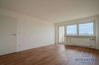 Wohnung kaufen in Köditzer Straße, 95030 Innenstadt, Sanierte 3-Zimmer Wohnung