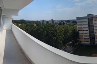 Wohnung kaufen in Carl-Von-Linde-Straße, 85716 Unterschleißheim, Lichtdurchflutete 2-Zimmer-Wohnung mit Balkon & Grünblick – Ihr neues Zuhause in Unterschleißheim-Lo