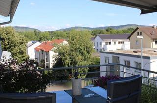 Wohnung kaufen in 71332 Waiblingen, Stilvolle 3-Zimmer-Wohnung mit sonnigem Balkon und Weitblick