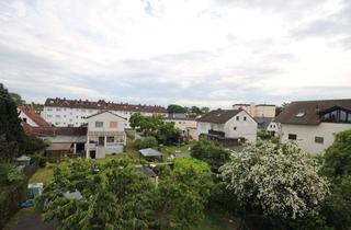 Wohnung kaufen in 63110 Rodgau, Rodgau Rollwald: Charmante 4-Zimmer-Wohnung im "Haus-im-Haus"-Stil mit Garten und zwei Balkonen