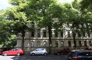 Wohnung kaufen in 01129 Pieschen-Nord/Trachenberge, Schöne 2-Raum-Altbauwohnung mit Parkettboden in ruhiger Lage