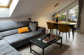 Wohnung mieten in 63322 Rödermark, Attraktive 2-Zimmer-DG-Wohnung mit Balkon und Einbauküche in Rödermark Ober-Roden