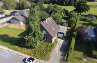 Haus kaufen in 26842 Ostrhauderfehn, Projekt mit Zukunft: Freistehendes Haus für Bastler & Investoren (Potenzial für 2 Parteien)