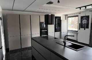 Wohnung kaufen in 78239 Rielasingen-Worblingen, Rielasingen-Worblingen - 4 Zimmer Wohnung Kernsaniert Singen-süd