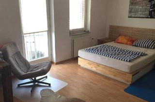 Wohnung kaufen in 79098 Freiburg, Freiburg im Breisgau - Helle 1-Zimmerwohnung in der Altstadt Freiburg (Ohne Makler)