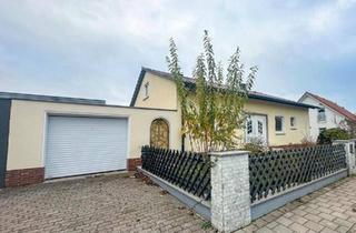 Haus kaufen in 91074 Herzogenaurach, Herzogenaurach - Charmantes Bungalow in zentraler Lage