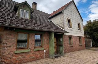 Haus kaufen in 39393 Hötensleben, Hötensleben - Stark sanierungsbedürftiges Wohnhaus mit großem Grundstück