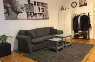 Wohnung kaufen in 10247 Friedrichshain, Altbaucharme in Friedrichshain | 1-Zimmer-Wohnung mit Dielenboden | Ab September bezugsfrei