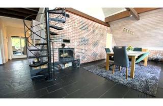 Wohnung kaufen in 42287 Wuppertal, Außergewöhnliche Maisonettewohnung mit Galerie, Kamin, Sauna und Dachterrasse am Marscheider Wald