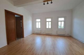 Wohnung mieten in Längwitzer Straße 11, 99310 Arnstadt, Großzügige und helle 2-Zimmer-Wohnung im 1.OG in Arnstadt