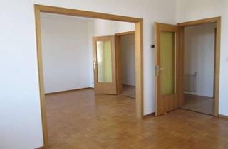 Wohnung mieten in 32756 Detmold, Helle, freundliche 2,5 -Zimmerwohnung Nähe Lemgoer Tor in Detmold
